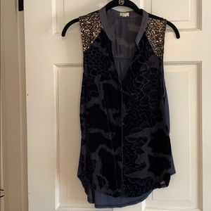 Blue sleeveless blouse